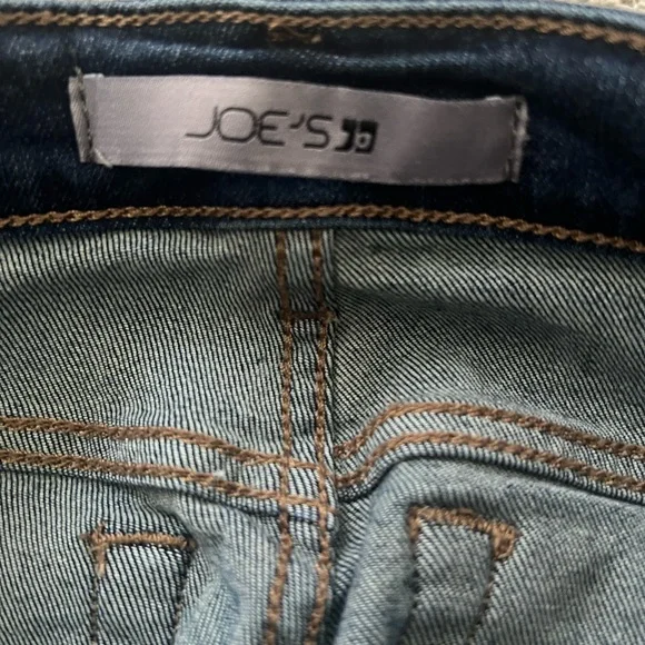 Joe's Jeans Blue Skinny Denim with raw hem - Picture 4 of 5
